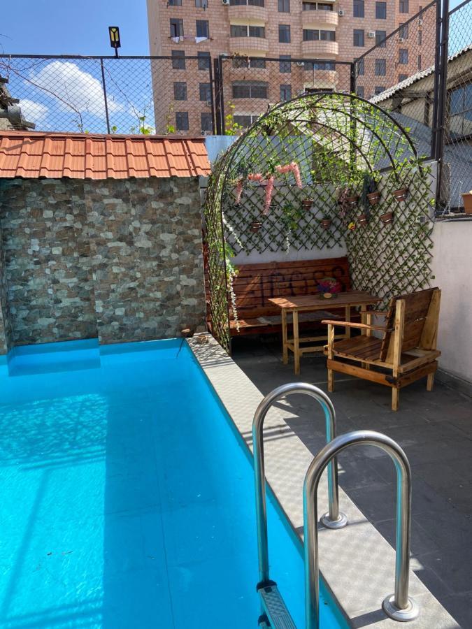 Bed and Breakfast Elross Ereván Exterior foto
